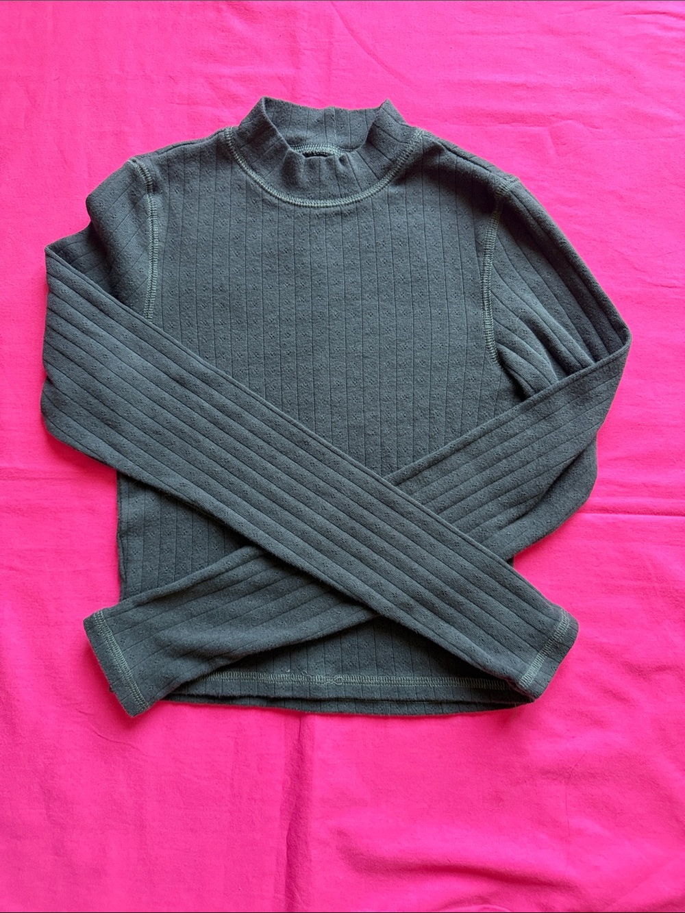 American Eagle Outfitters dark gray shirt XS